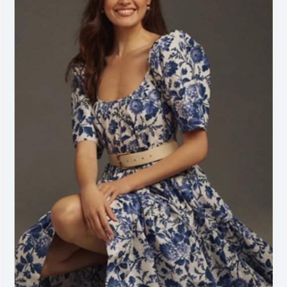 Anthropologie Dresses & Skirts - Anthropologie tiered poplin midi Dress